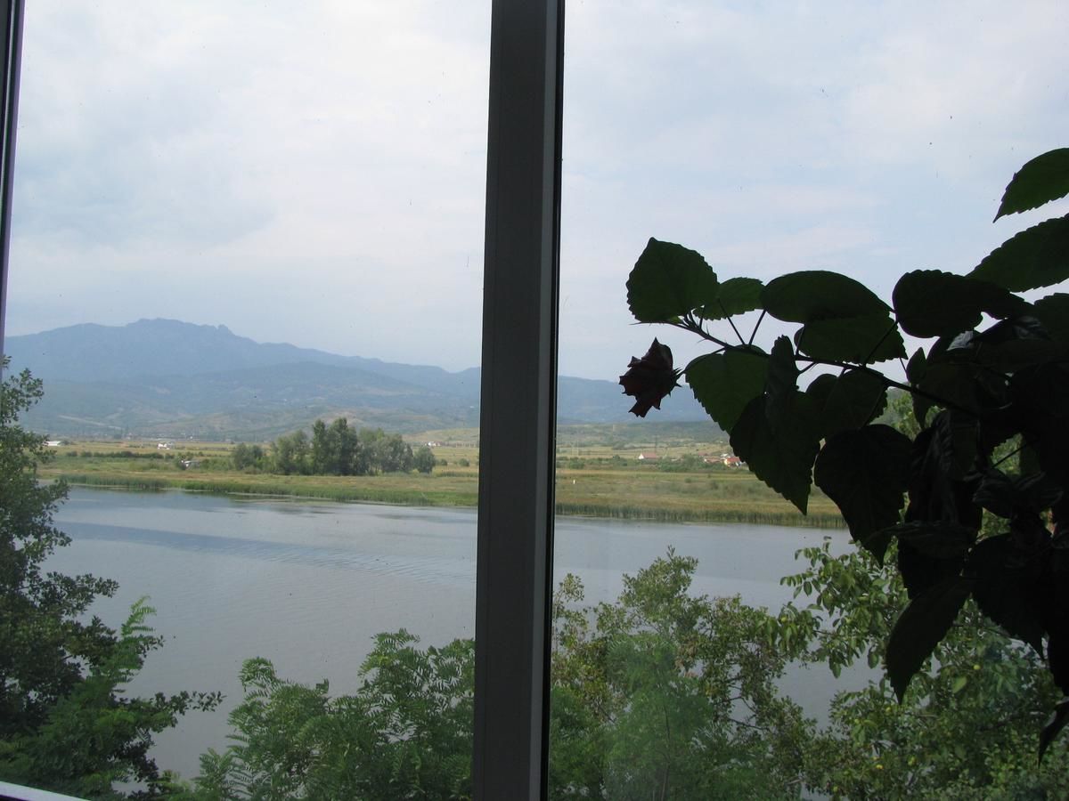 Мотели Motel Blue River Calimanesti Кэлимэнешти