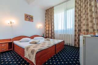 Мотели Motel Blue River Calimanesti Кэлимэнешти Двухместный номер с 2 отдельными кроватями-7